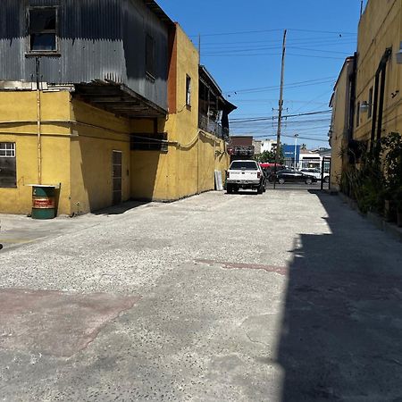 Oyo Hotel Linda Tijuana Eksteriør bilde