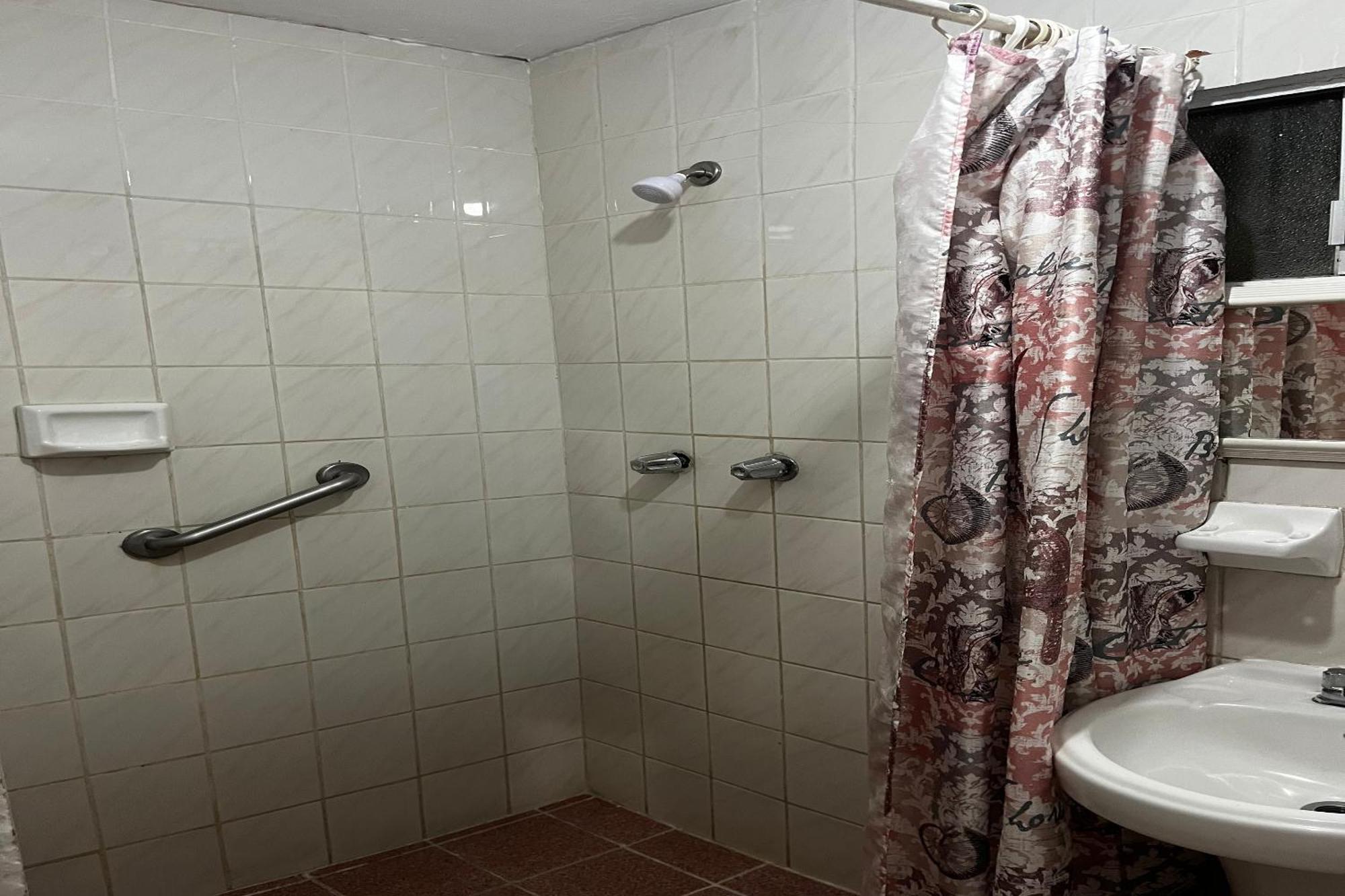 Oyo Hotel Linda Tijuana Eksteriør bilde
