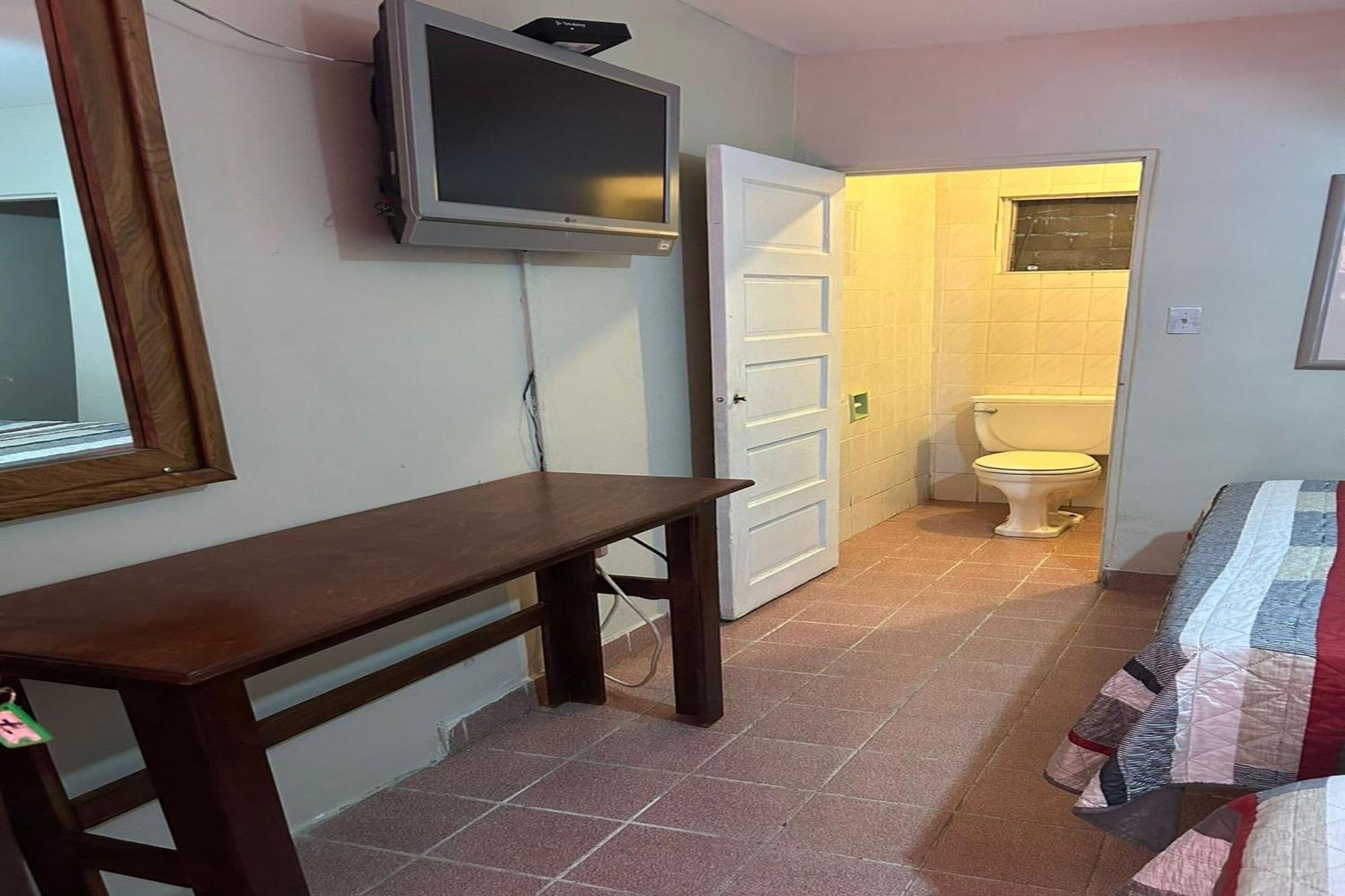 Oyo Hotel Linda Tijuana Eksteriør bilde