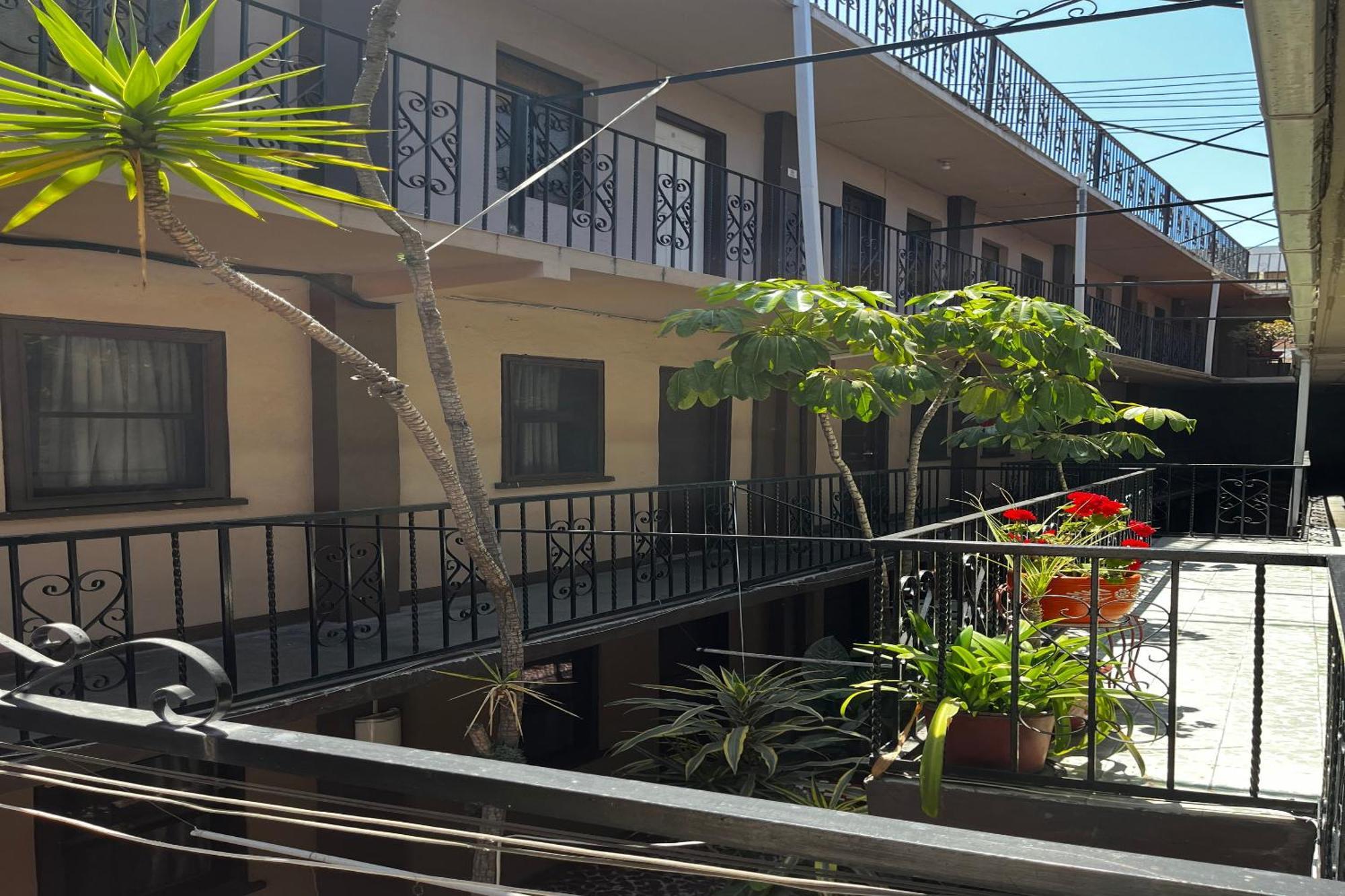 Oyo Hotel Linda Tijuana Eksteriør bilde