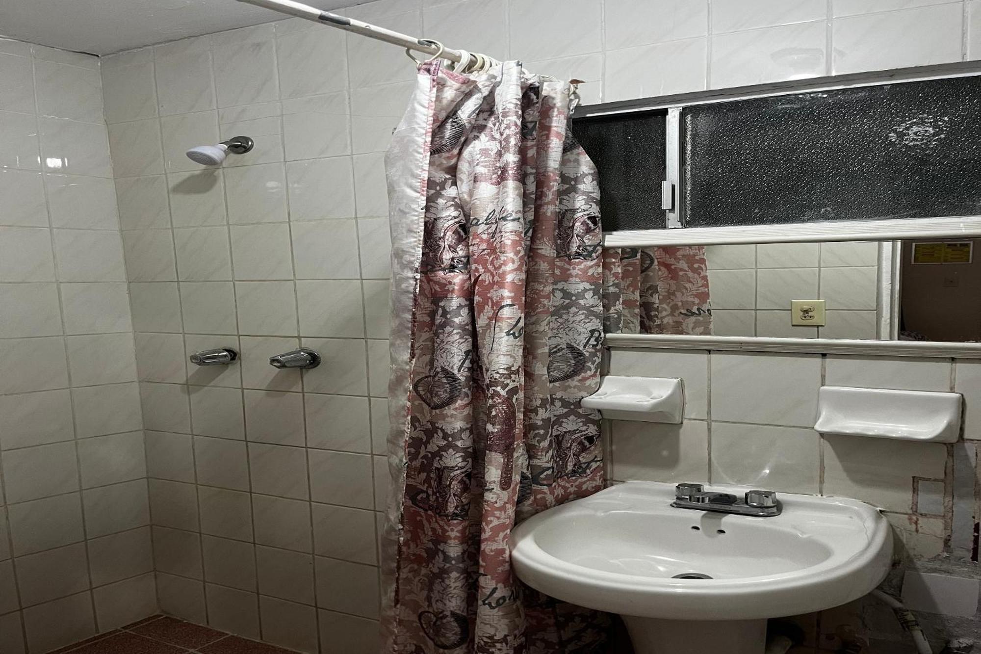 Oyo Hotel Linda Tijuana Eksteriør bilde